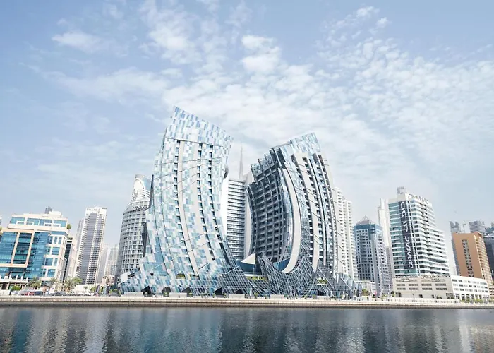 Lusso Hometels J One Business Bay Dubai