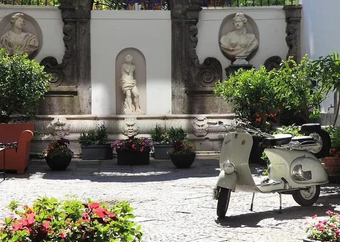 Hotel Piazza Bellini & Apartments Naples