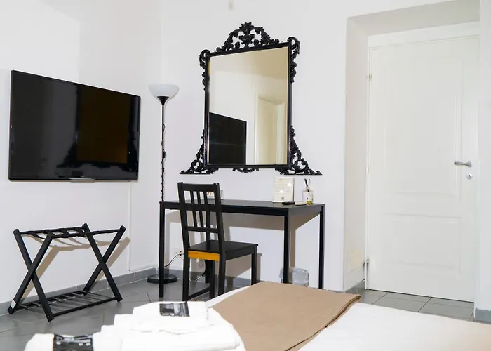 Salotto Piramide Bed & Breakfast Rome