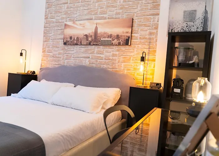 Salotto Piramide Bed & Breakfast Rome