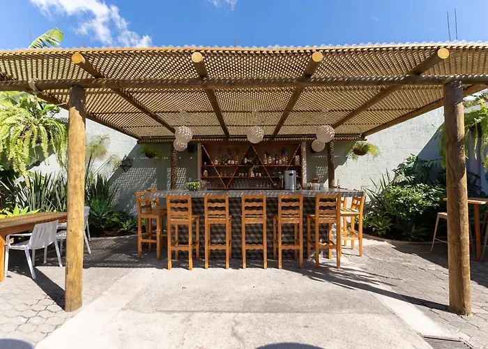 Maya Papaya Antigua
