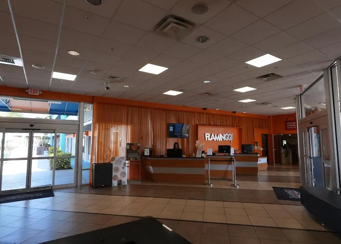 Ramada By Wyndham Flamingo Water Park Hotel Kissimmee