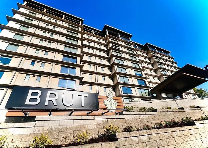 Brut Hotel Tulsa