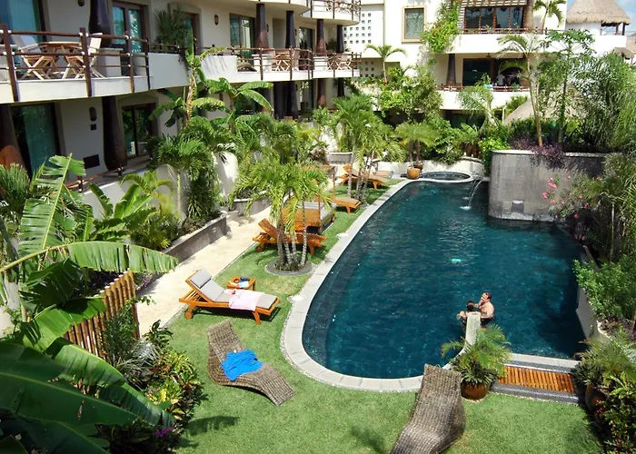 El Taj Oceanfront And Beachside Condo Hotel Playa del Carmen