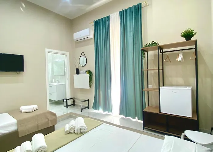 Royal Dream Bed & Breakfast Naples