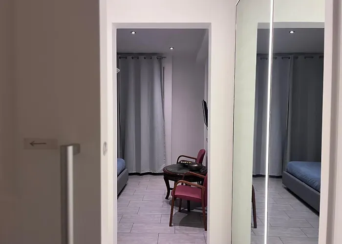International Garibaldi Bed & Breakfast Naples