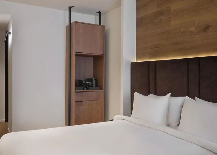 Blanco Athens Aparthotel