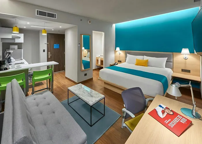 City Express Plus By Marriott Cancun Aeropuerto Riviera