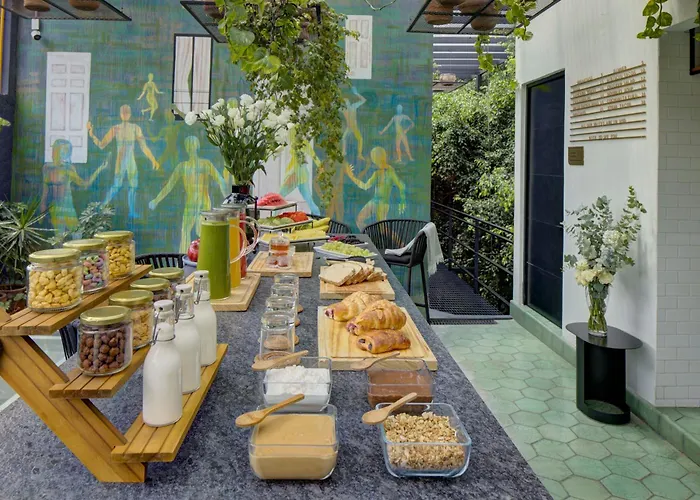 Roso Guest House Mexico City