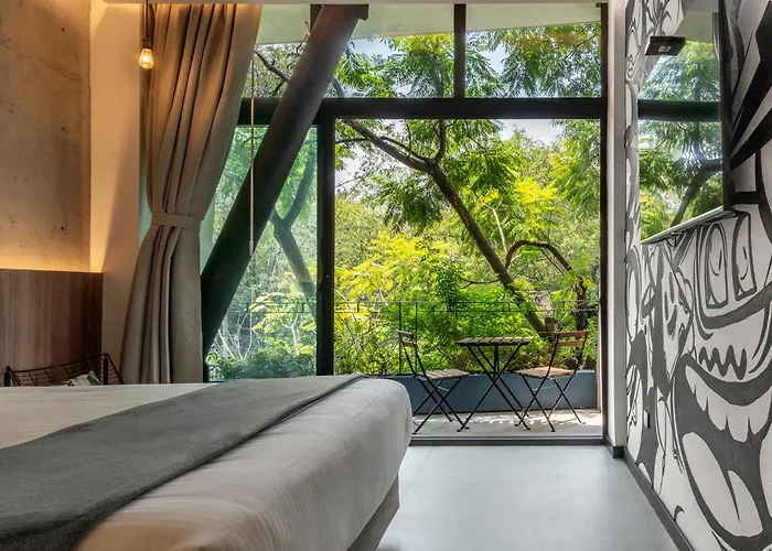 Street Art Hotel Roma Mexico City