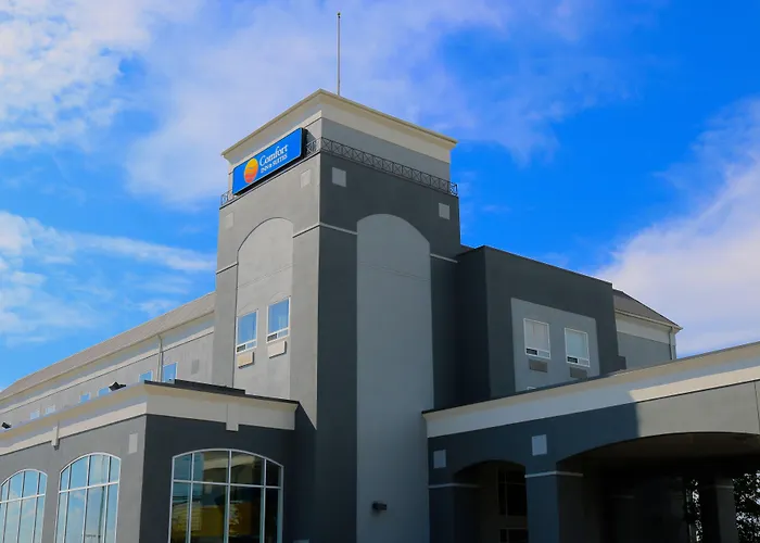 Comfort Inn & Suites Airport South Calgary