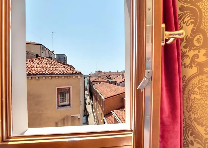 Hotel Casanova Venice