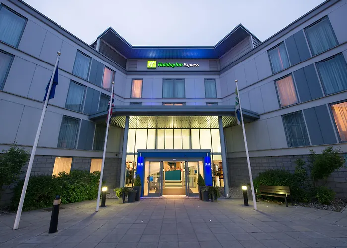 Holiday Inn Express London Stansted Airport By Ihg Stansted Mountfitchet