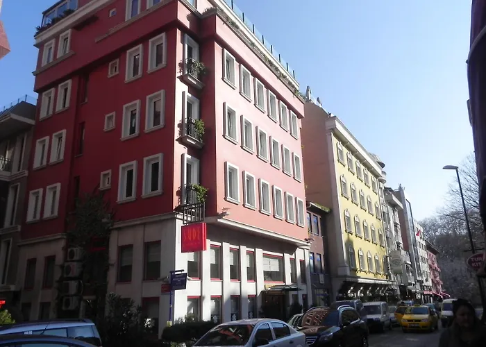 Sude Konak Istanbul