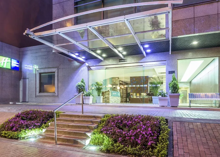 Holiday Inn Express Bogota - Parque La 93 By Ihg