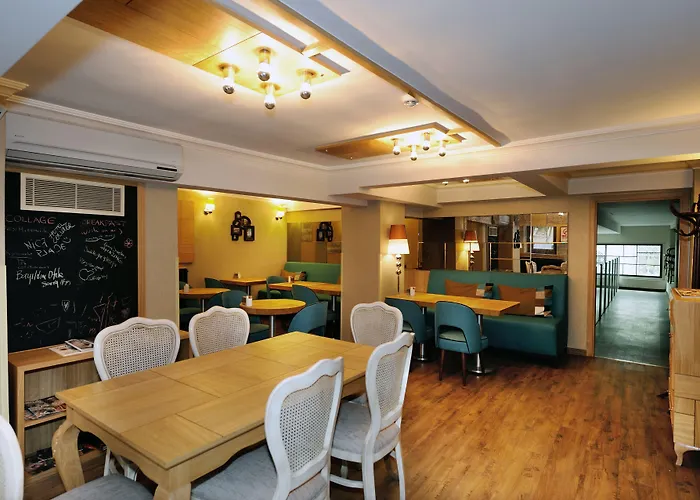 Collage Pera Hotel Istanbul