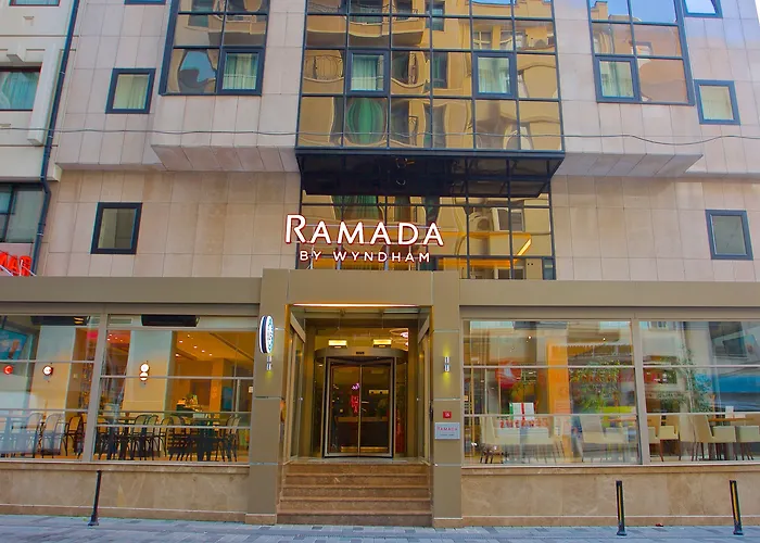 Ramada By Wyndham Istanbul Taksim Hotel