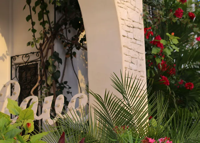 Livetulum Aparthotel