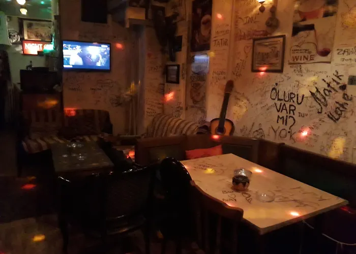 Istanbul Paris Hotel Hostel
