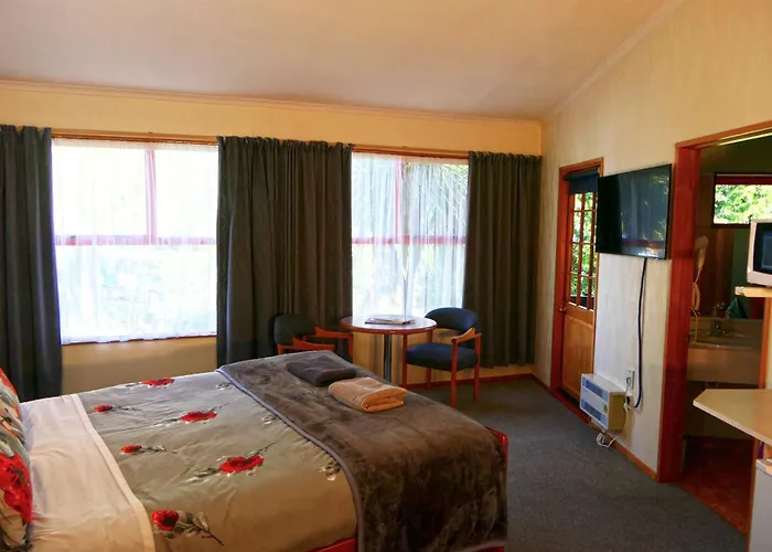 Queenstown Holiday Park Creeksyde