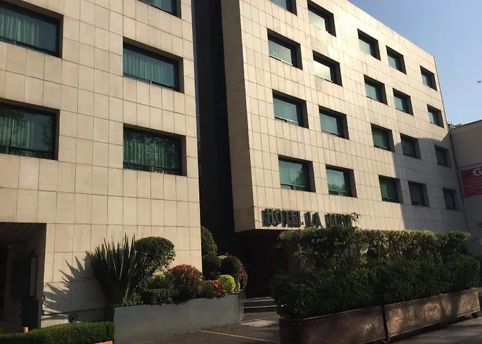 Hotel La Luna Mexico City