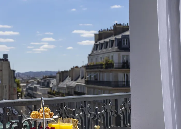 Hotel Manolita - Moulin Rouge - Blanche Paris