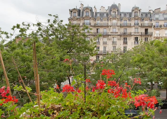 Hotel Lux Picpus Paris