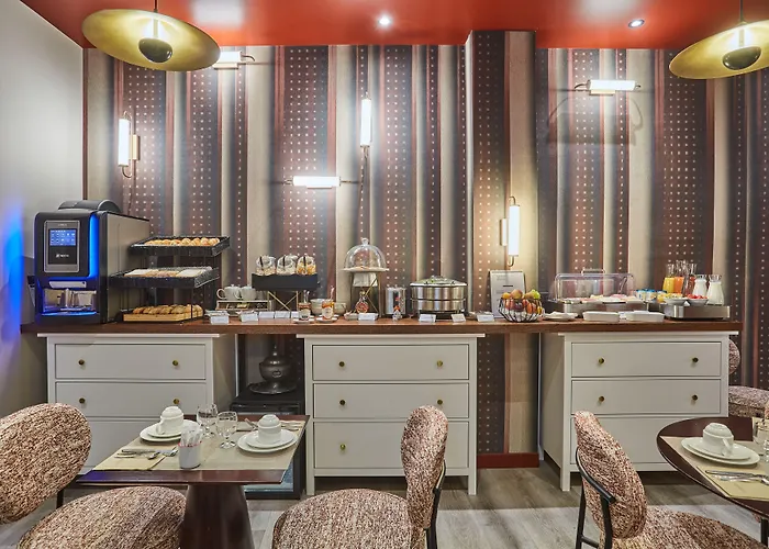 Hotel Lux Picpus Paris