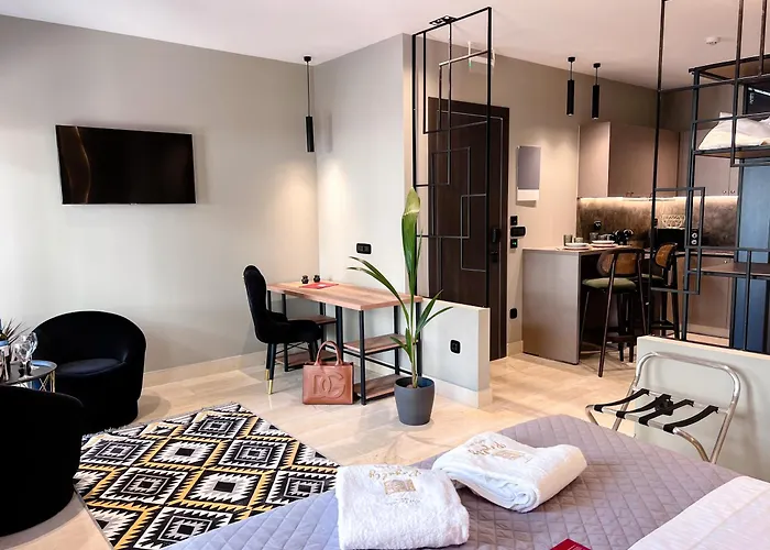 Royalty Suites Psyrri Athens