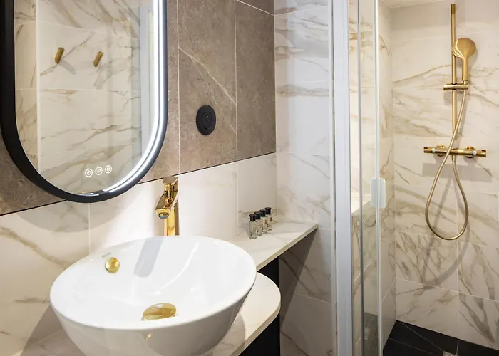 Hotel Mondial Paris