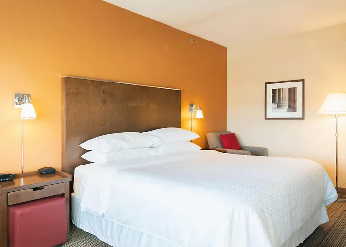 Lakeview Signature, Trademark Collection By Wyndham Winnipeg