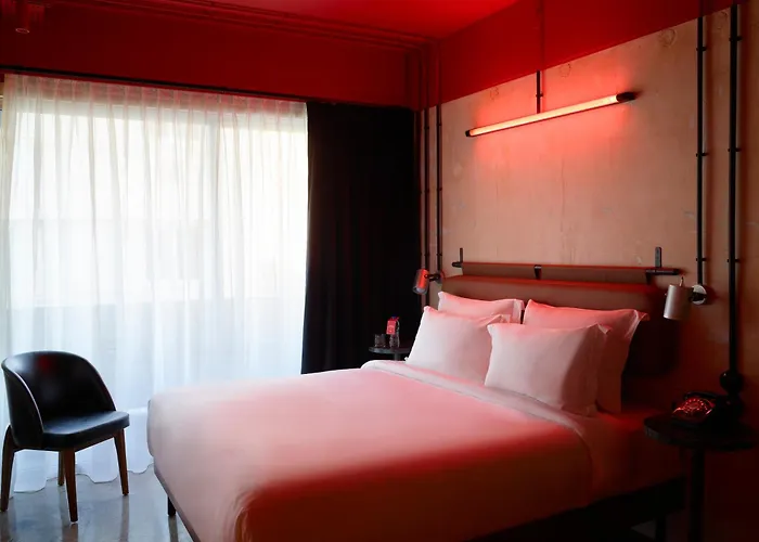 Max Brown Hotel Downtown Part Of Sircle Collection Formally Known As Dave Red Athens