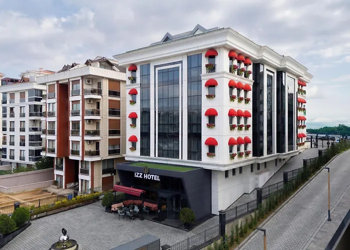 Izz Hotel Kosuyolu Istanbul
