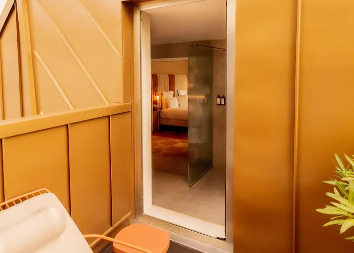 Hotel Pilgrim Paris