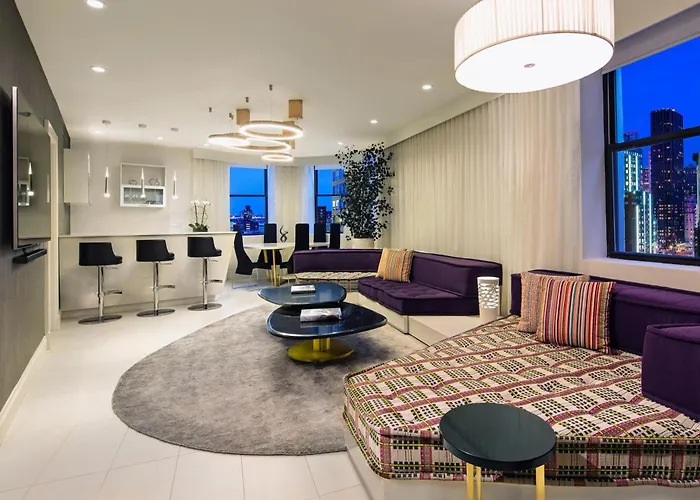 Dream Midtown, By Hyatt Hotel New York