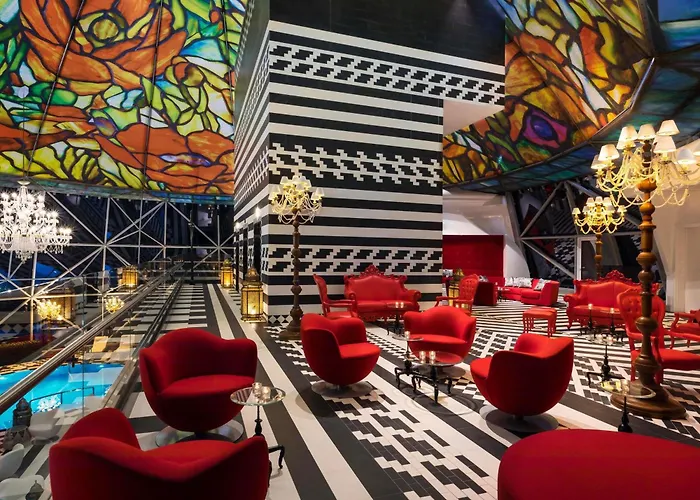 Mondrian Doha Hotel