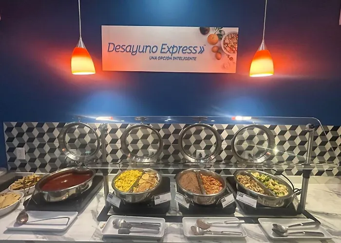 Holiday Inn Express Mexico Aeropuerto By Ihg