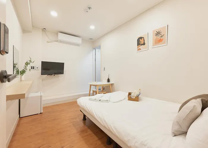 Dawoo House 2 In Hongdae Hotel Seoul