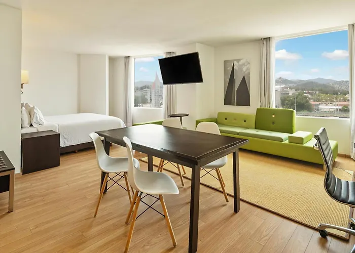 Fiesta Inn Express Naucalpan Mexico City
