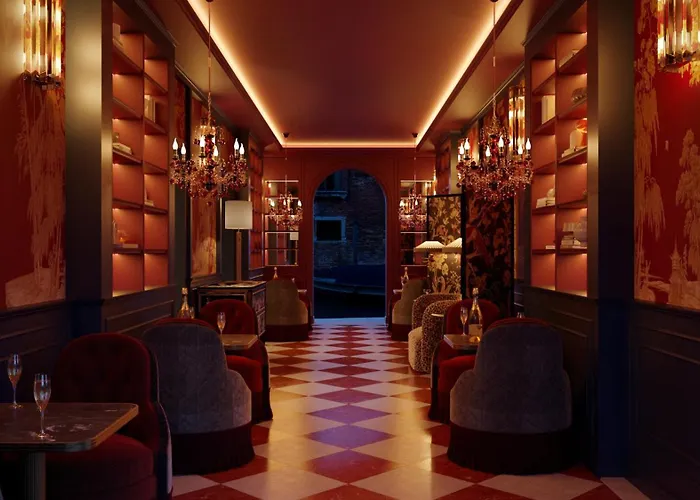 Eight Venezia Hotel