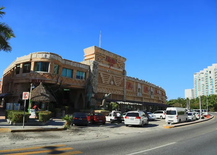 Essenzia De Cancun