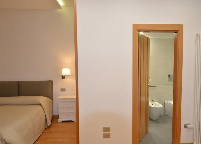 La Strada Parlata Hotel Naples