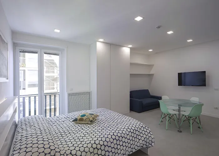 Relais Castel Nuovo Aparthotel Naples