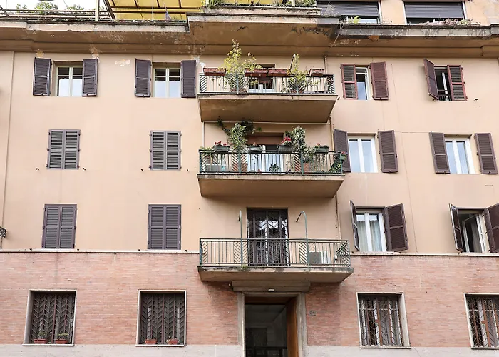 Maison Colosseo Rome