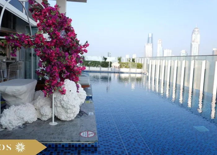 Taj Jumeirah Lakes Towers Dubai