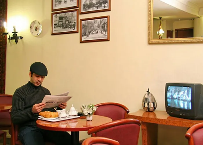 Camelia International Hotel Paris